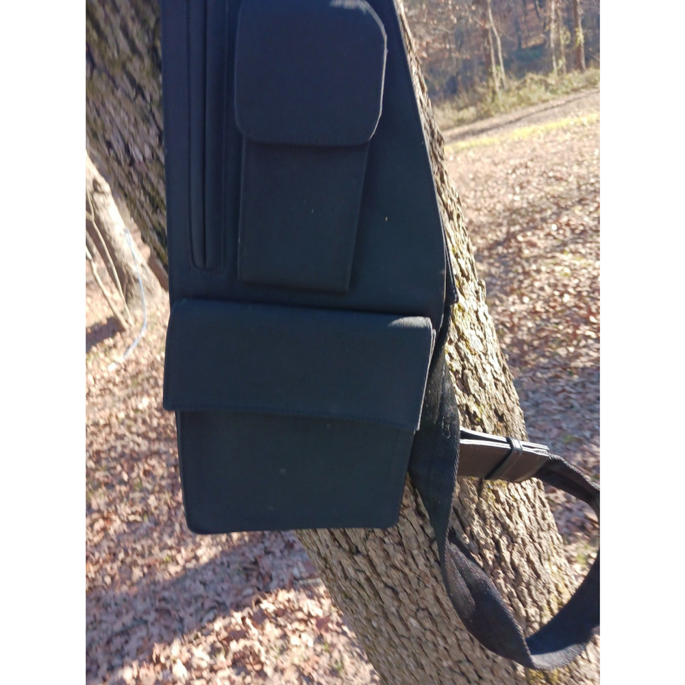Travel chestbag